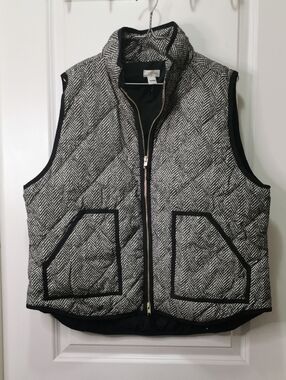 J. Crew Black & White Herringbone Quilted Vest